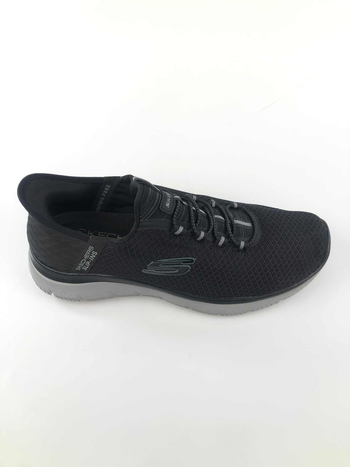 Tenis Negro Deportivo Skechers Slip ins