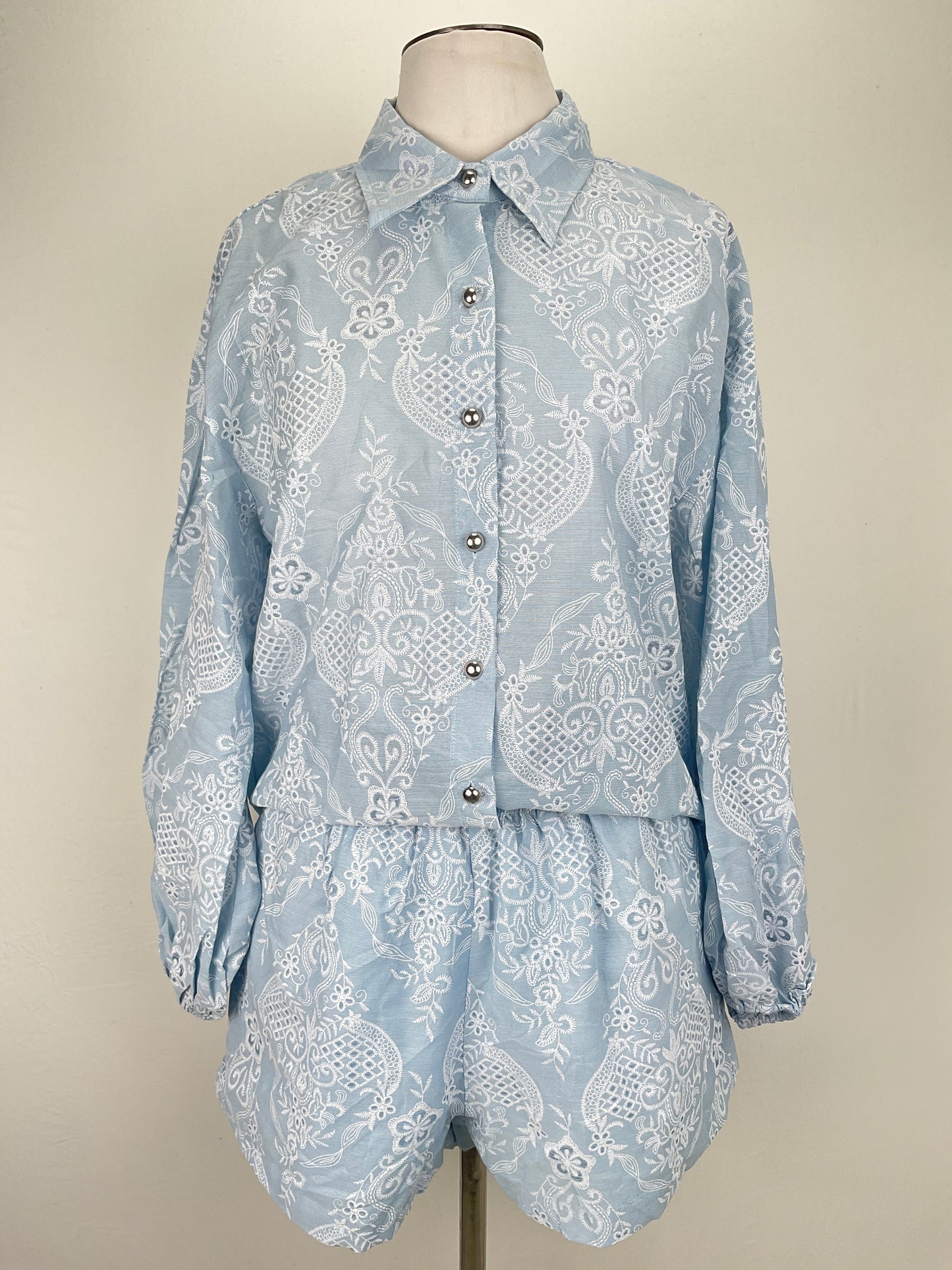 Conjunto Azul claro Floral Commense