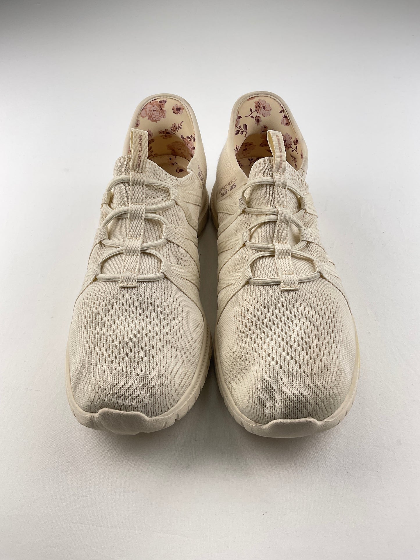 Tenis Crema Deportivo Slipins