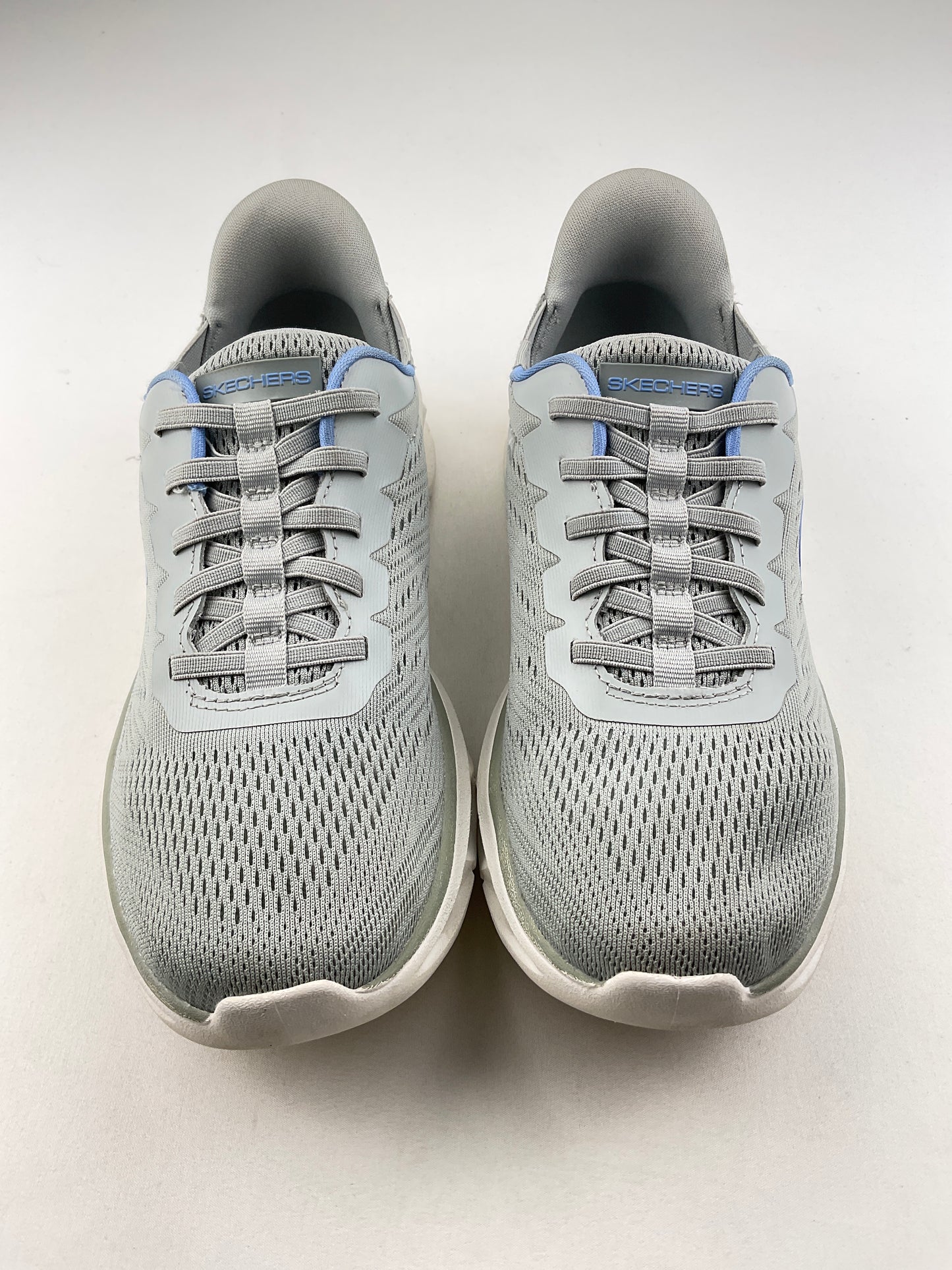 Tenis Gris Deportivo Skechers