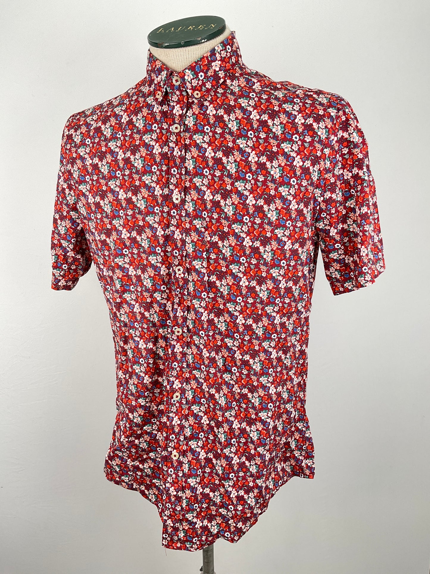 Camisa Rojo vino Floral Zara