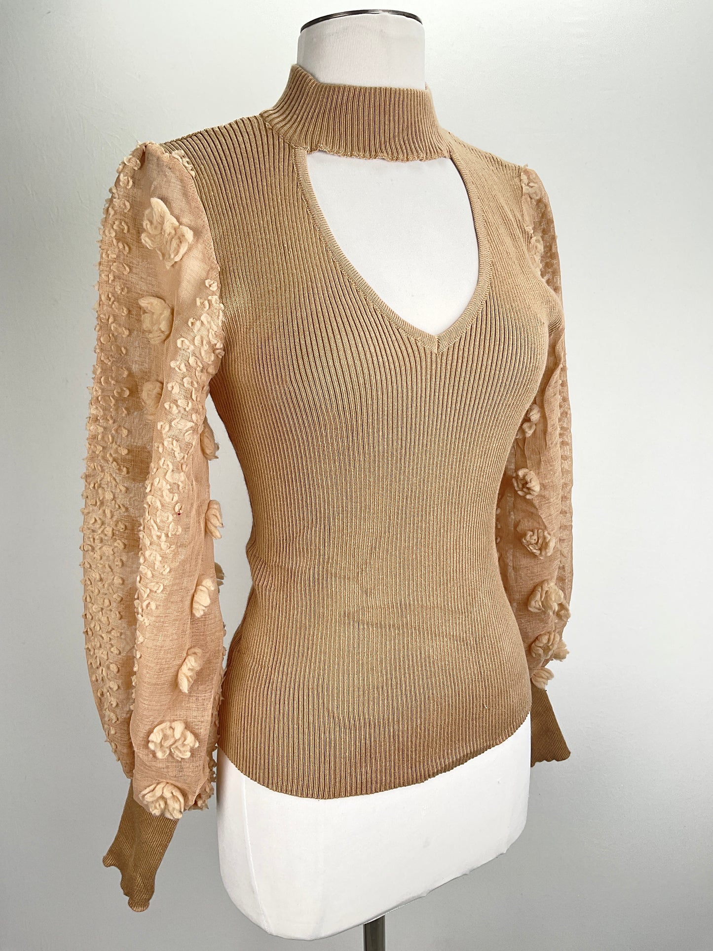 Blusa Crema Floral Almost Famous
