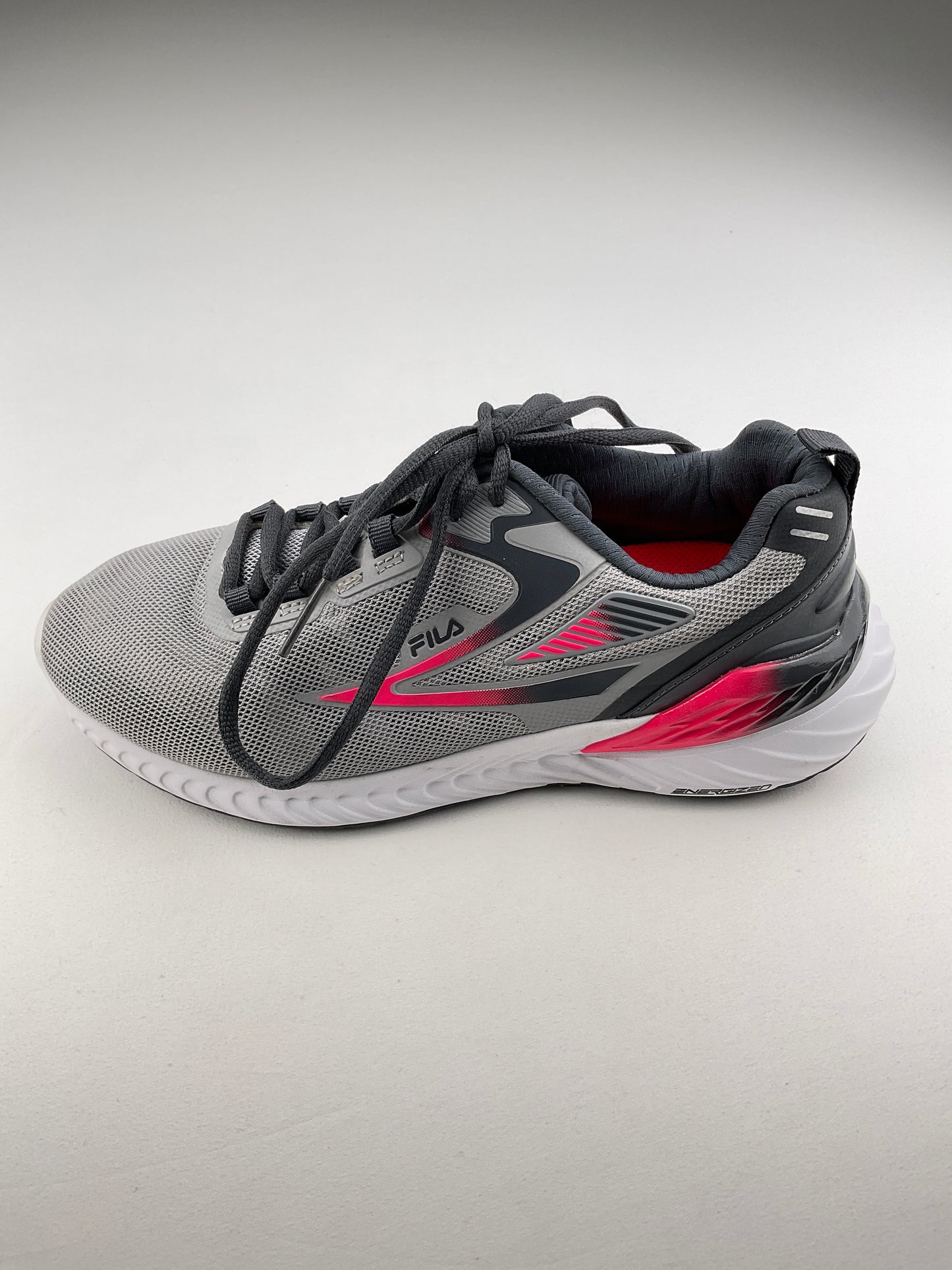 Tenis Gris Deportivo Fila