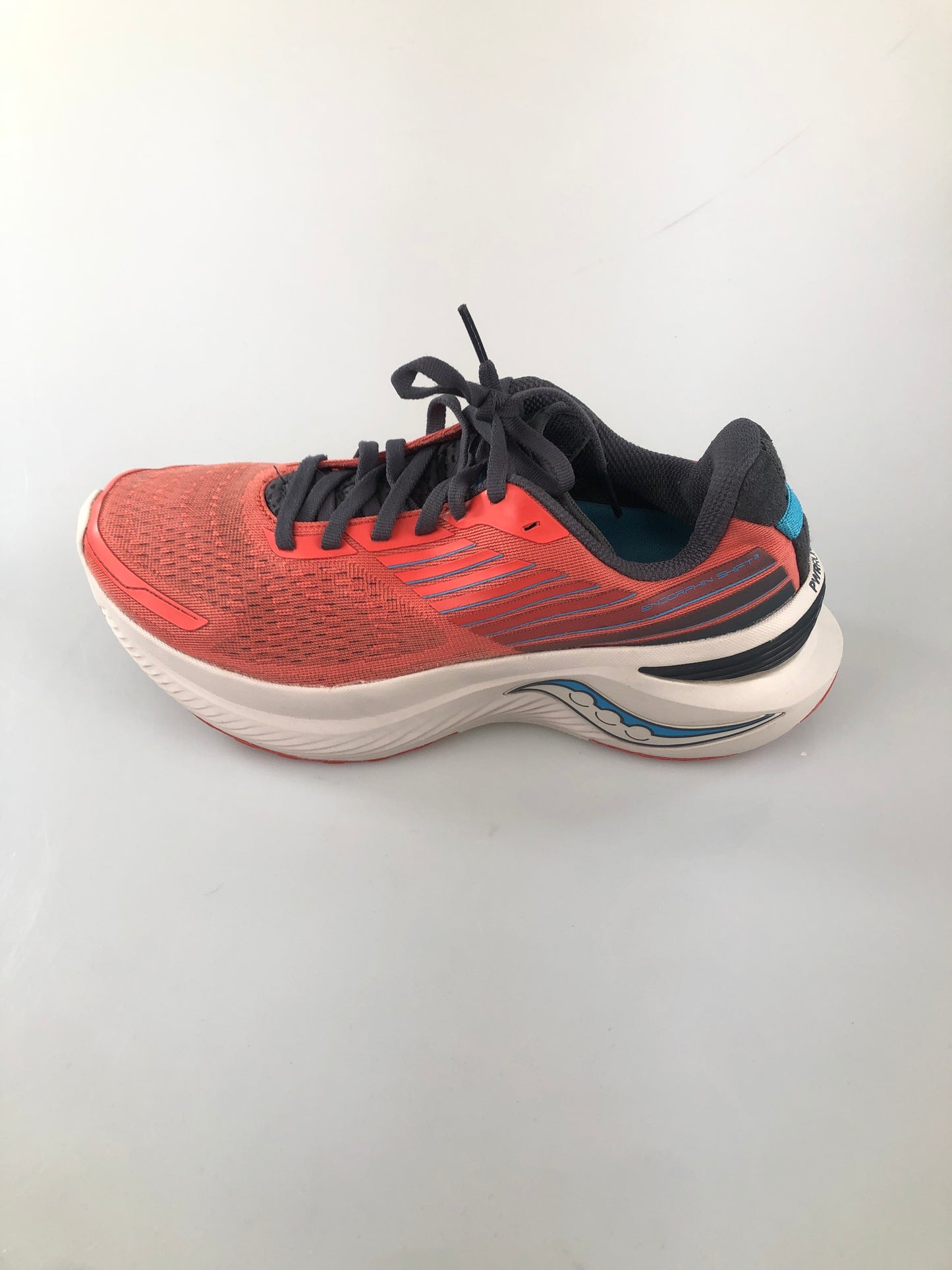 Tenis Naranja Deportivo Brooks