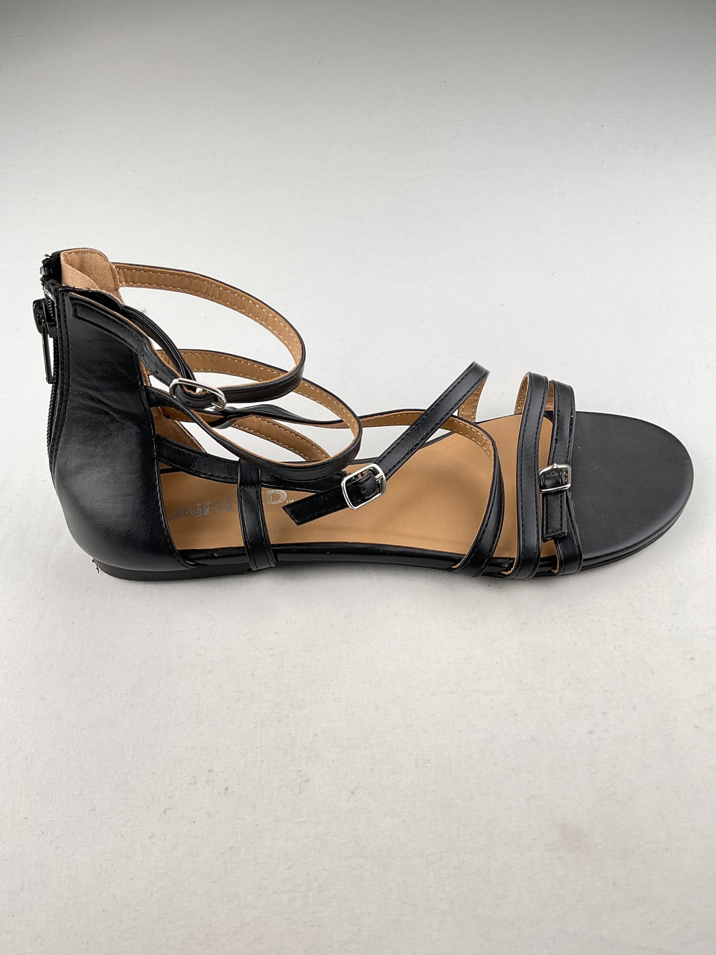 Zapatilla Negro Unr8ed