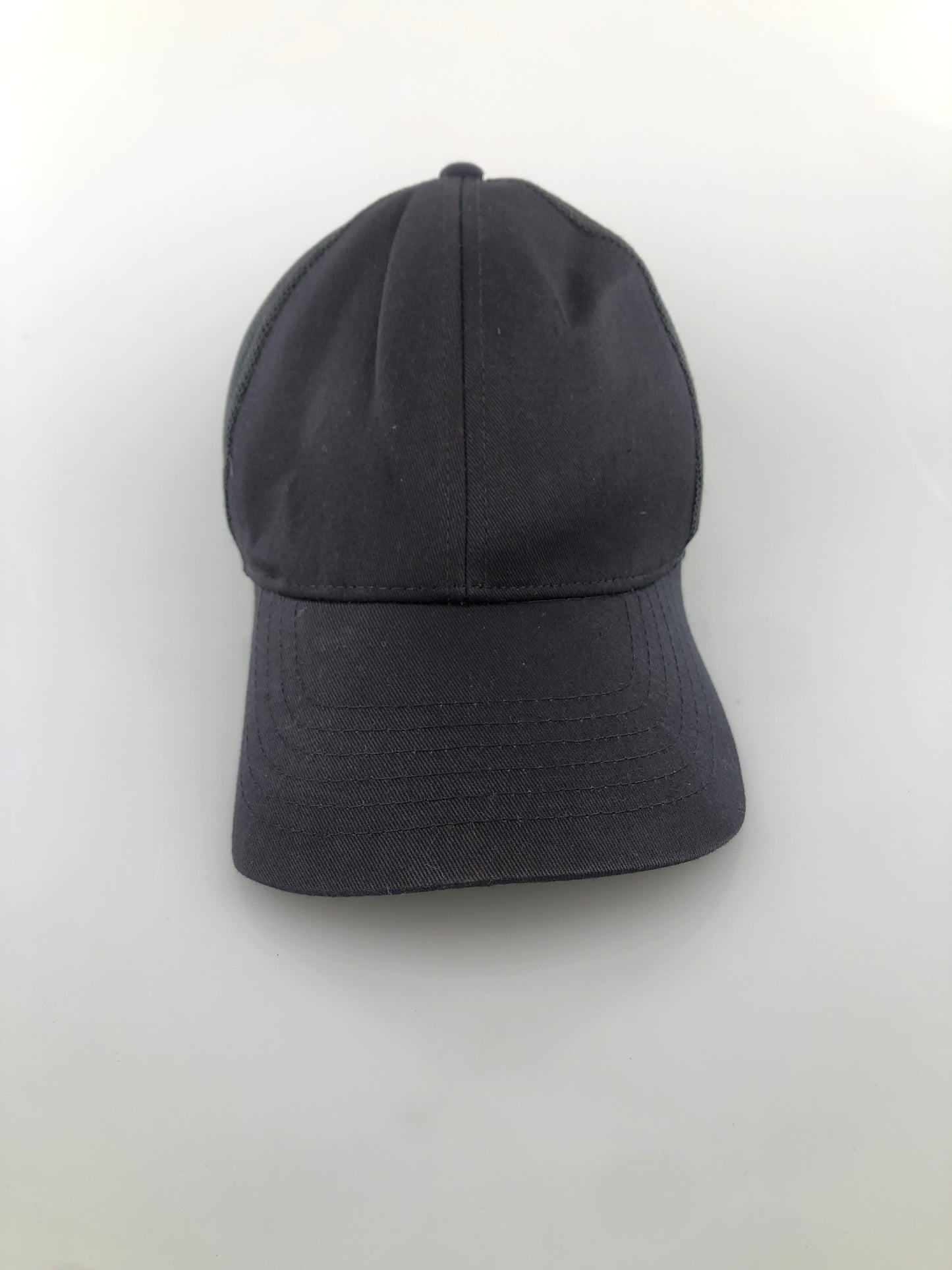 Gorra Gris Continental
