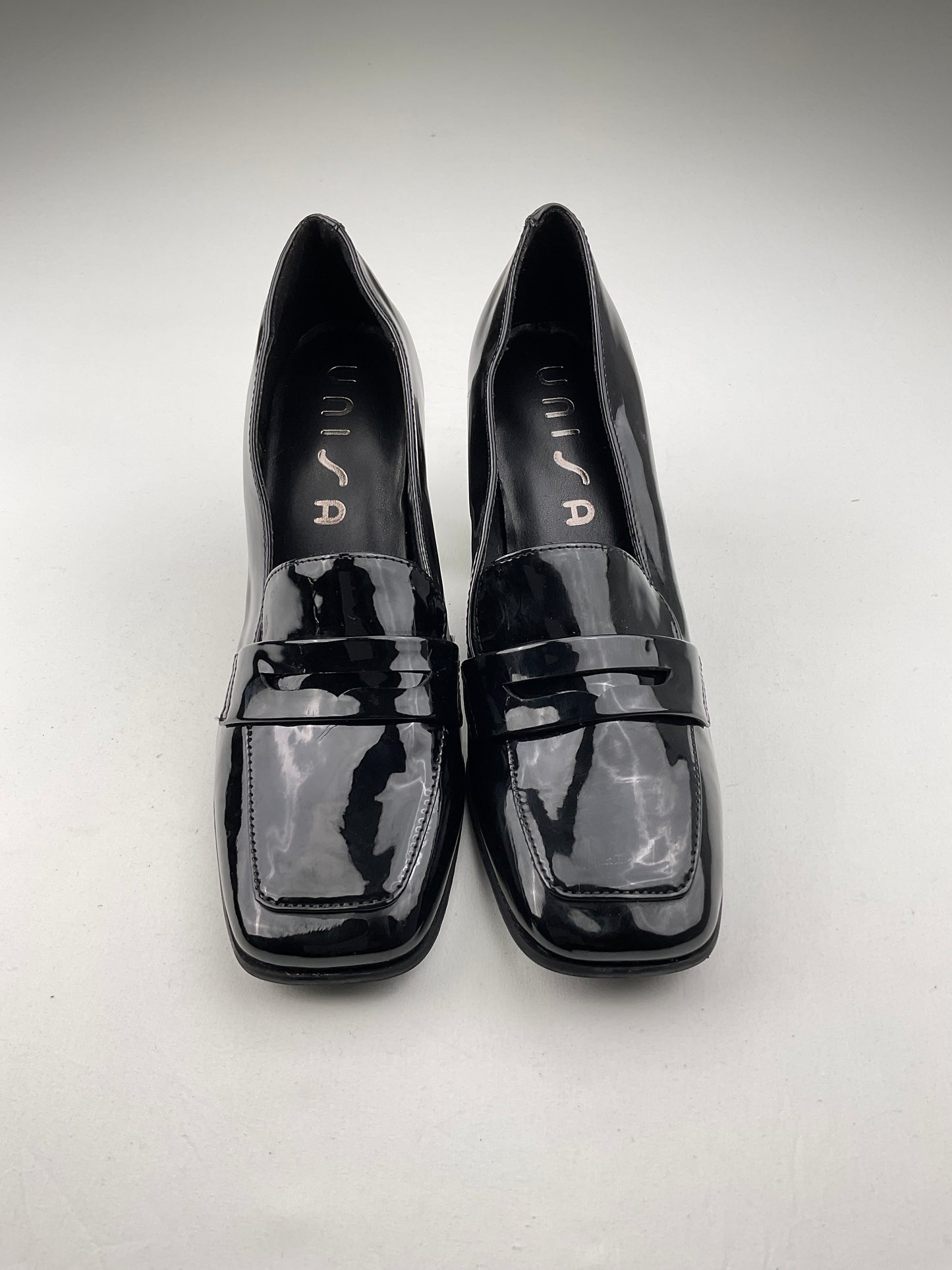 Zapatos Negro de Tacón Unisa