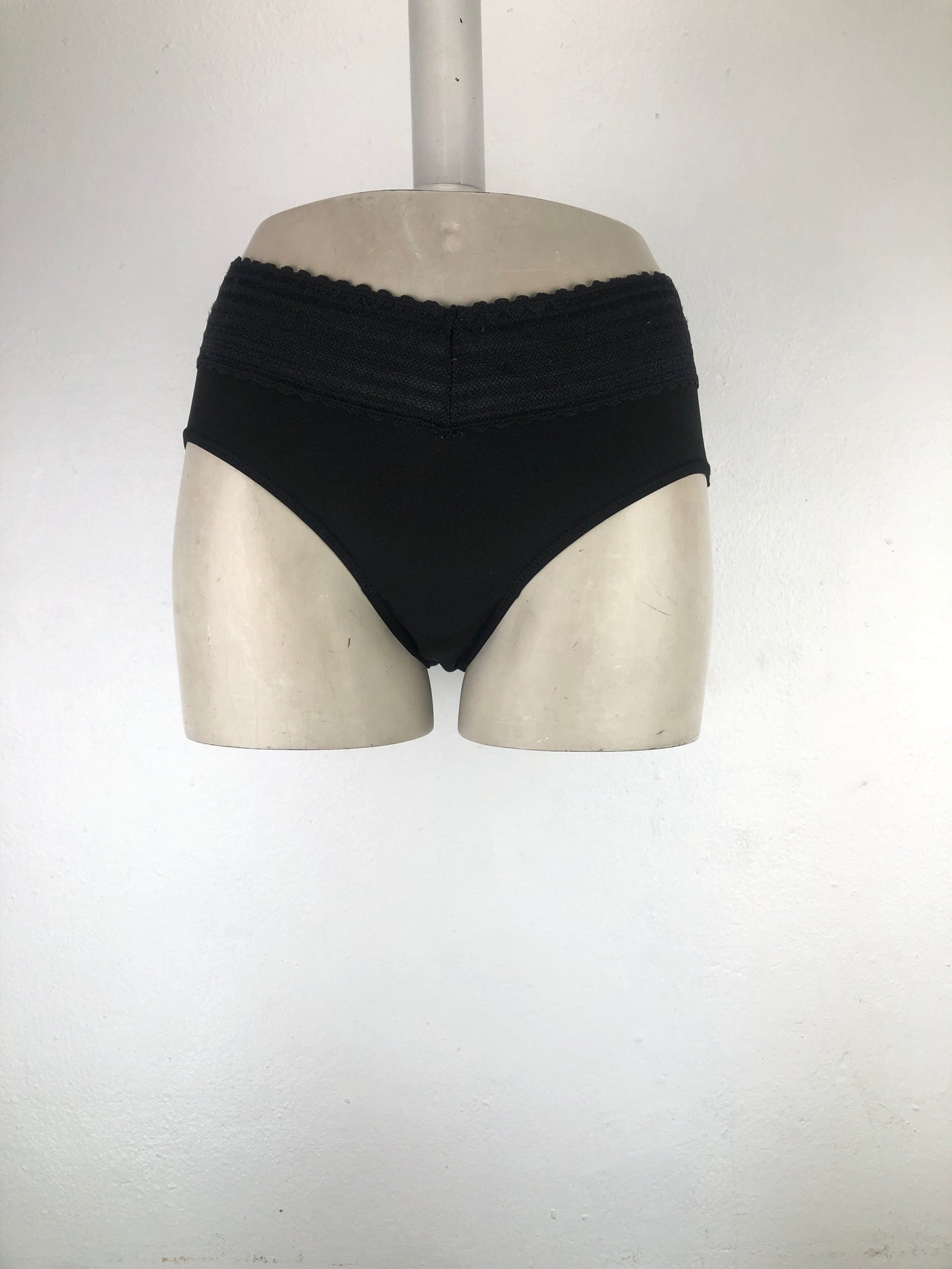 Panti Negro Warners