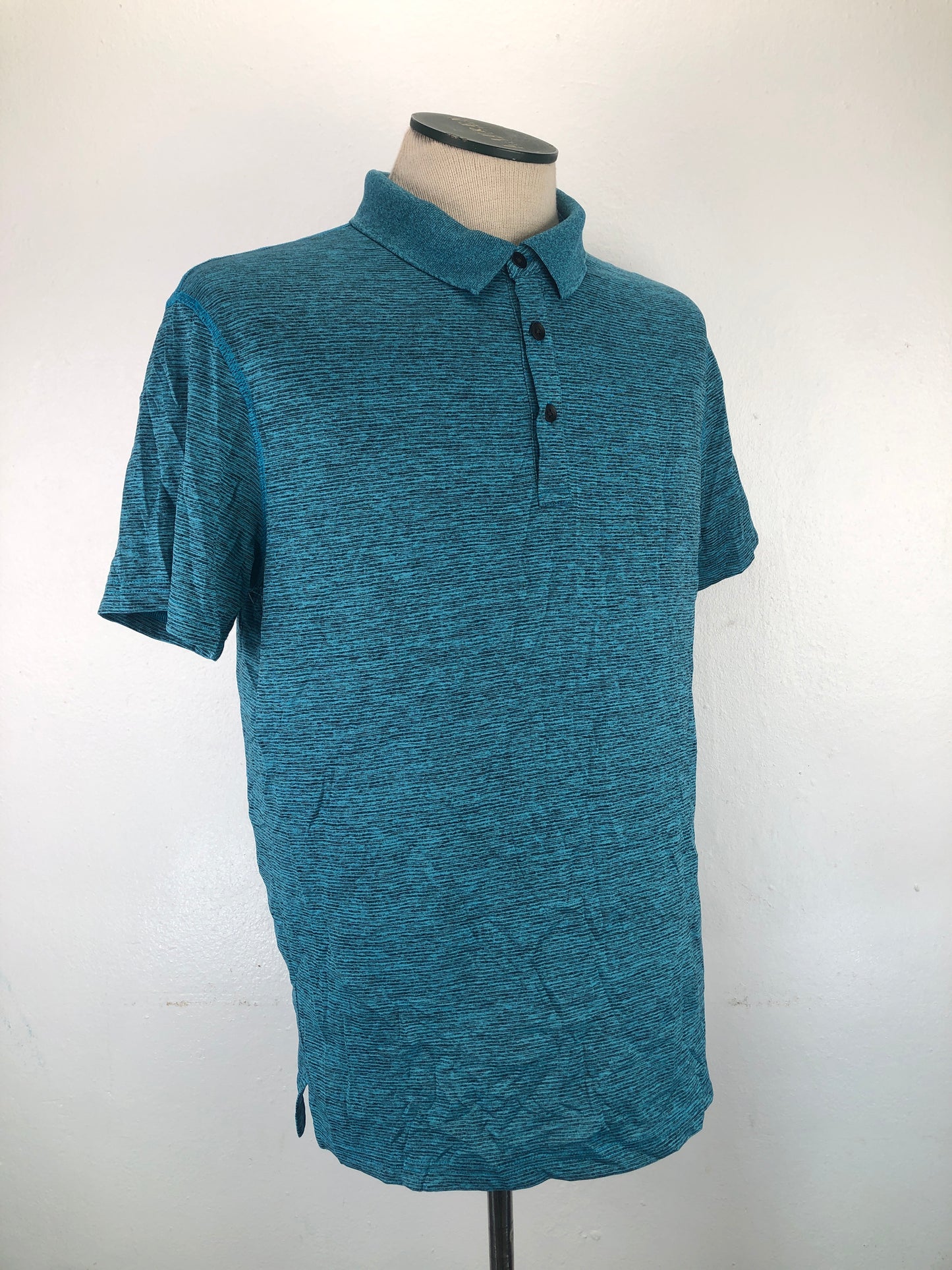 Camiseta Turquesa  Apt.9