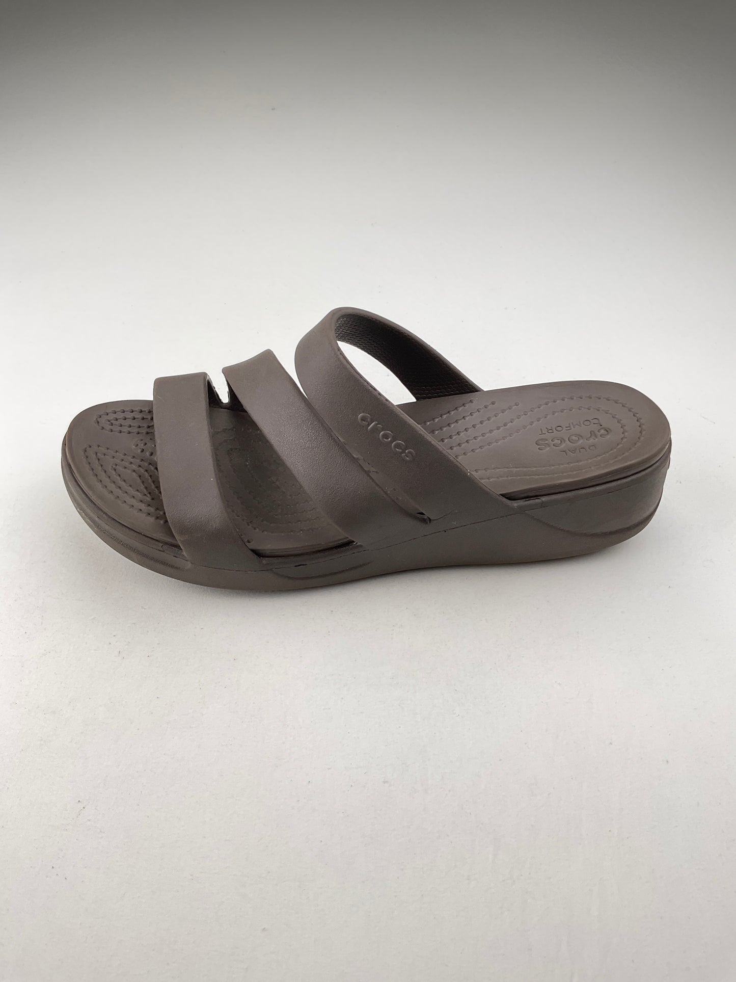 Sandalia Marron Crocs