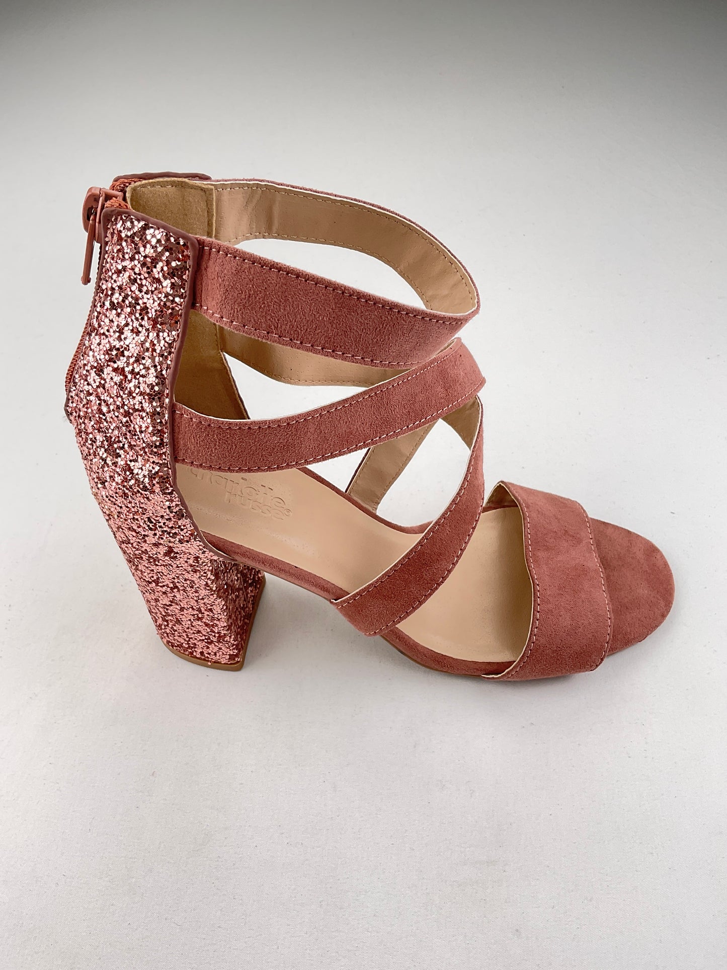 Zapatilla Nude Brillo Charlotte Russe