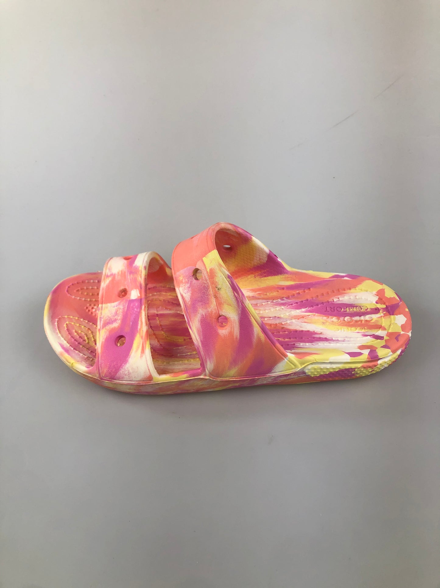 Sandalia Multicolor Crocs