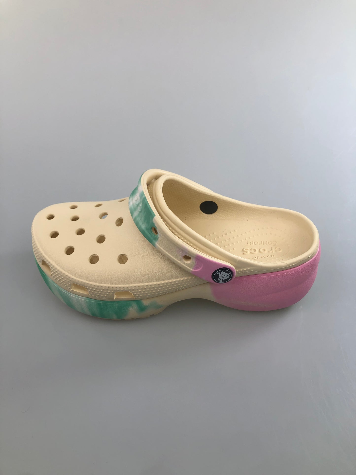 Sandalia Crema Alta Crocs