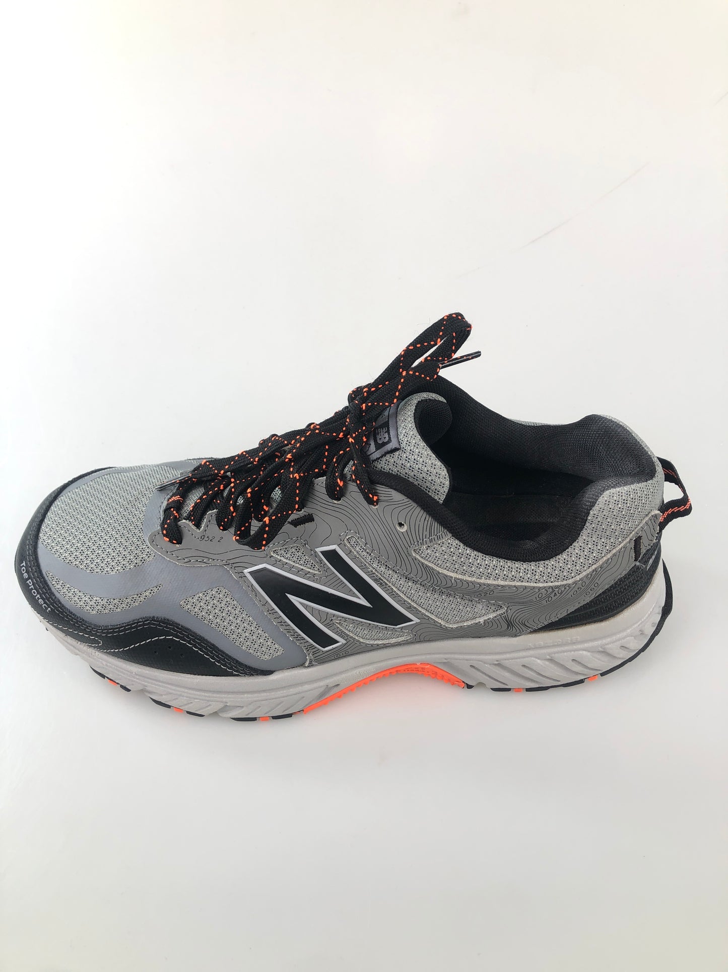 Tenis Gris Deportivo New Balance