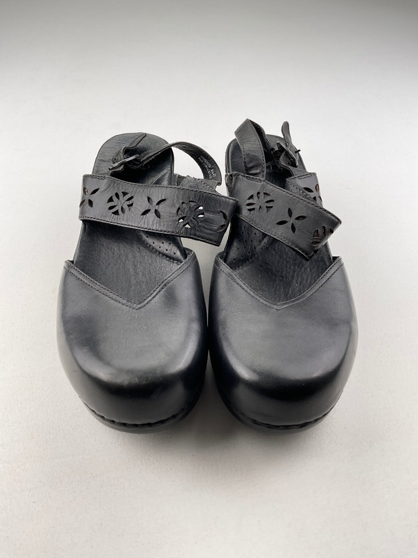 Zapatilla Negro Dansko