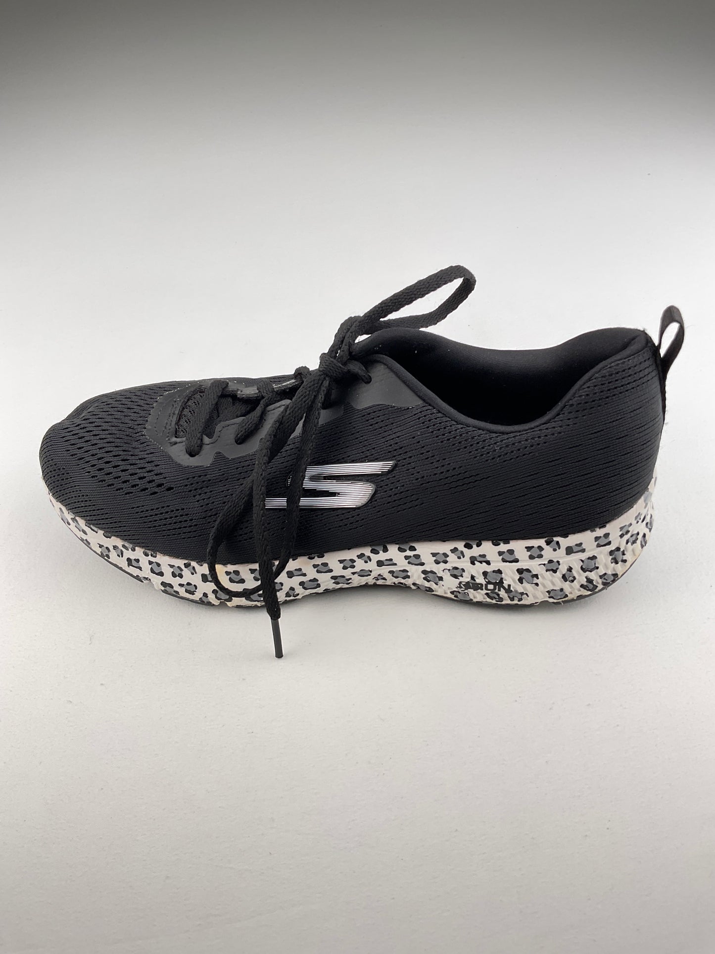 Tenis Negro Deportivo Skechers