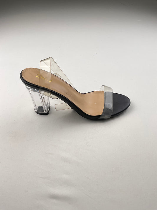 Zapatilla transparente zriey