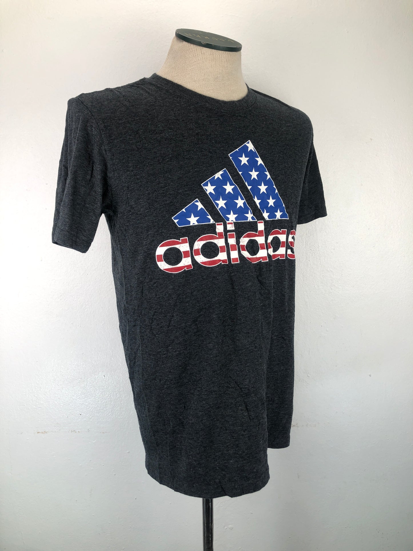 Camiseta Gris Adidas