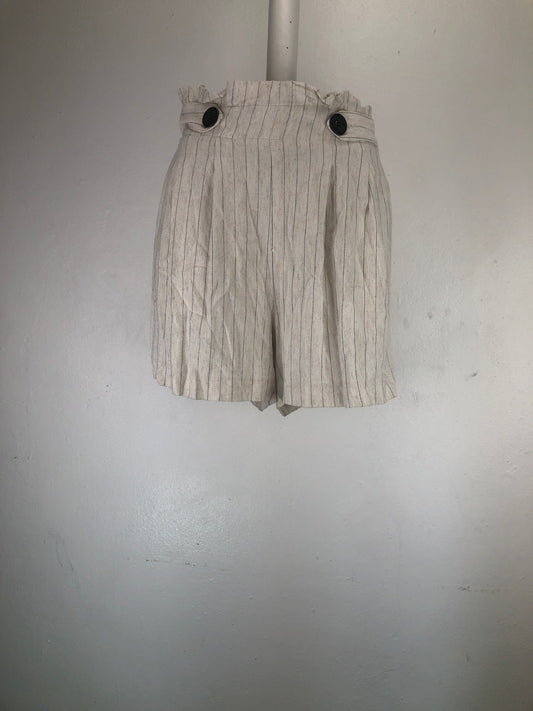 Short Beige de Rayas Stradivarius