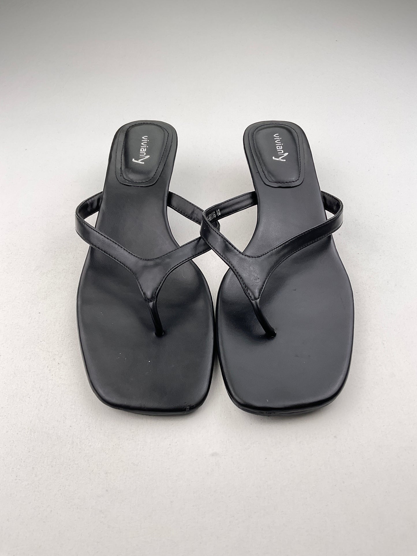 Zapatilla Negro de Tacón Viviany