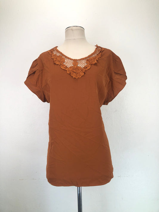 Blusa Marron Variangis