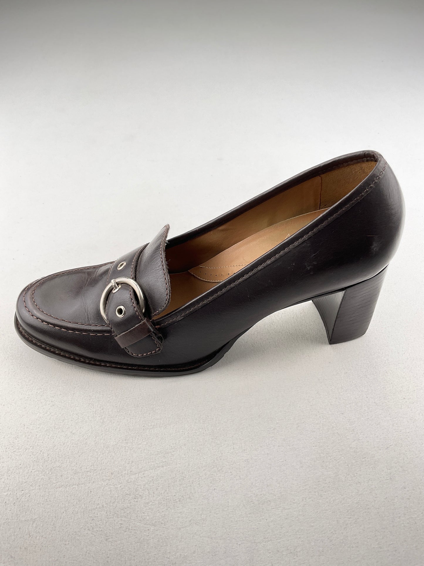 Zapatos Marron de Tacón Naturalizer