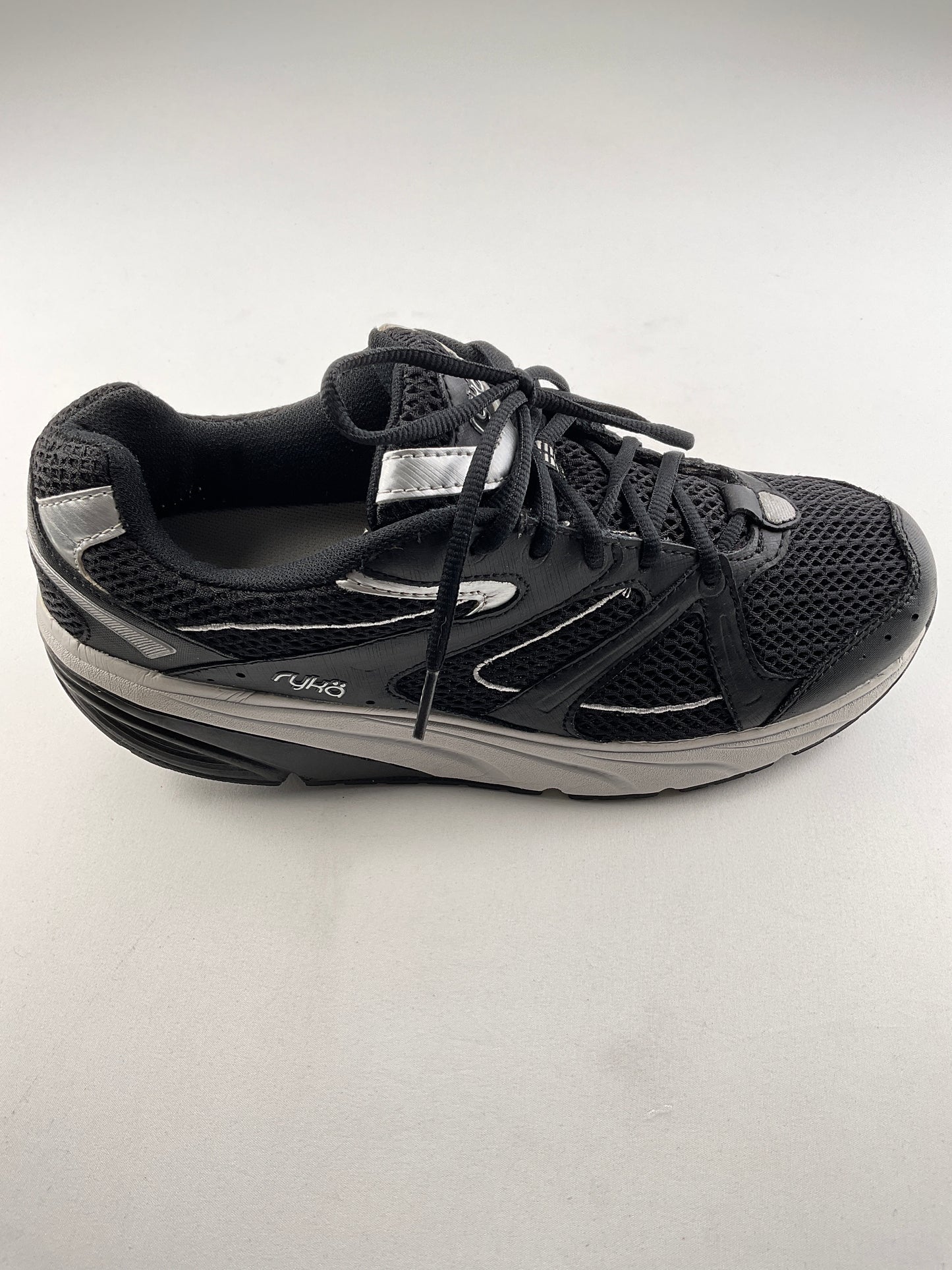 Tenis Negro Deportivo Ryka
