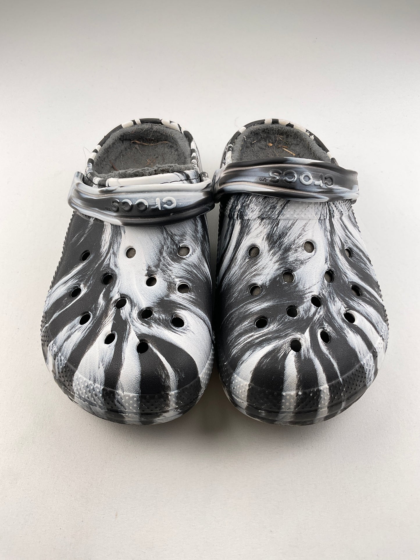 Sandalia Gris Crocs