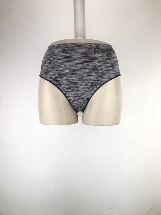 Panti Gris Reebok