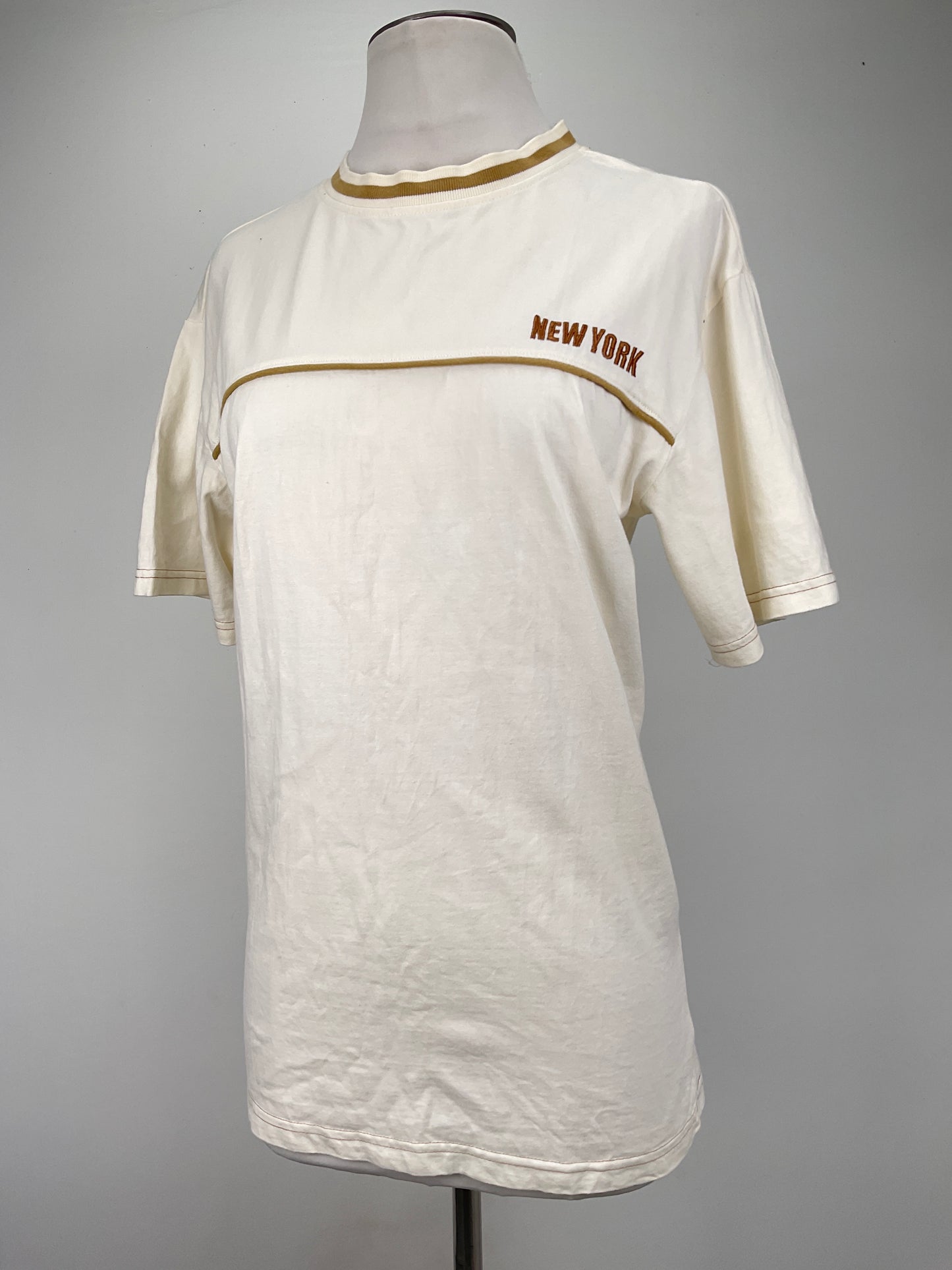 Camiseta Crema Sovereign State