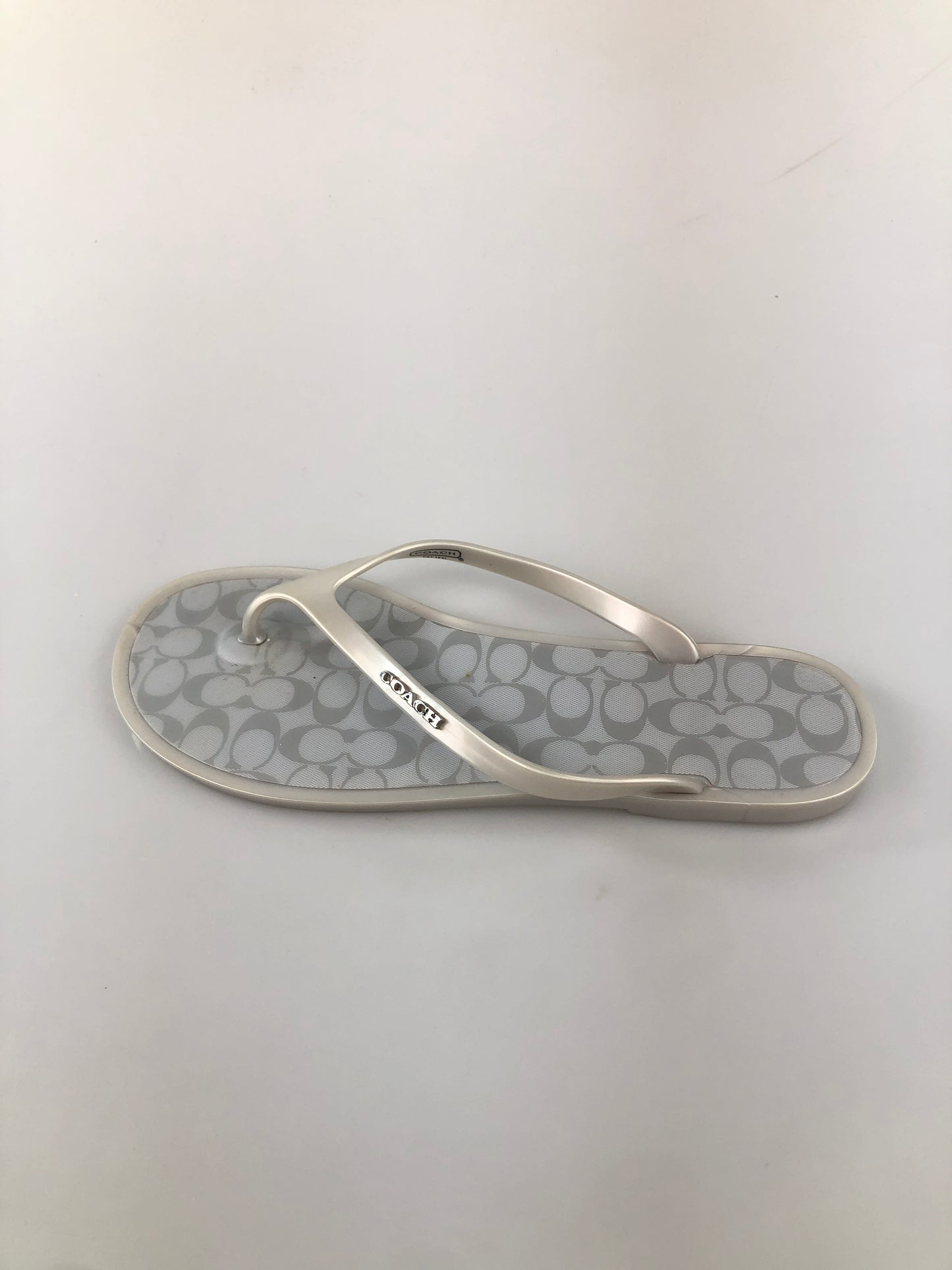 Sandalia Gris Coach