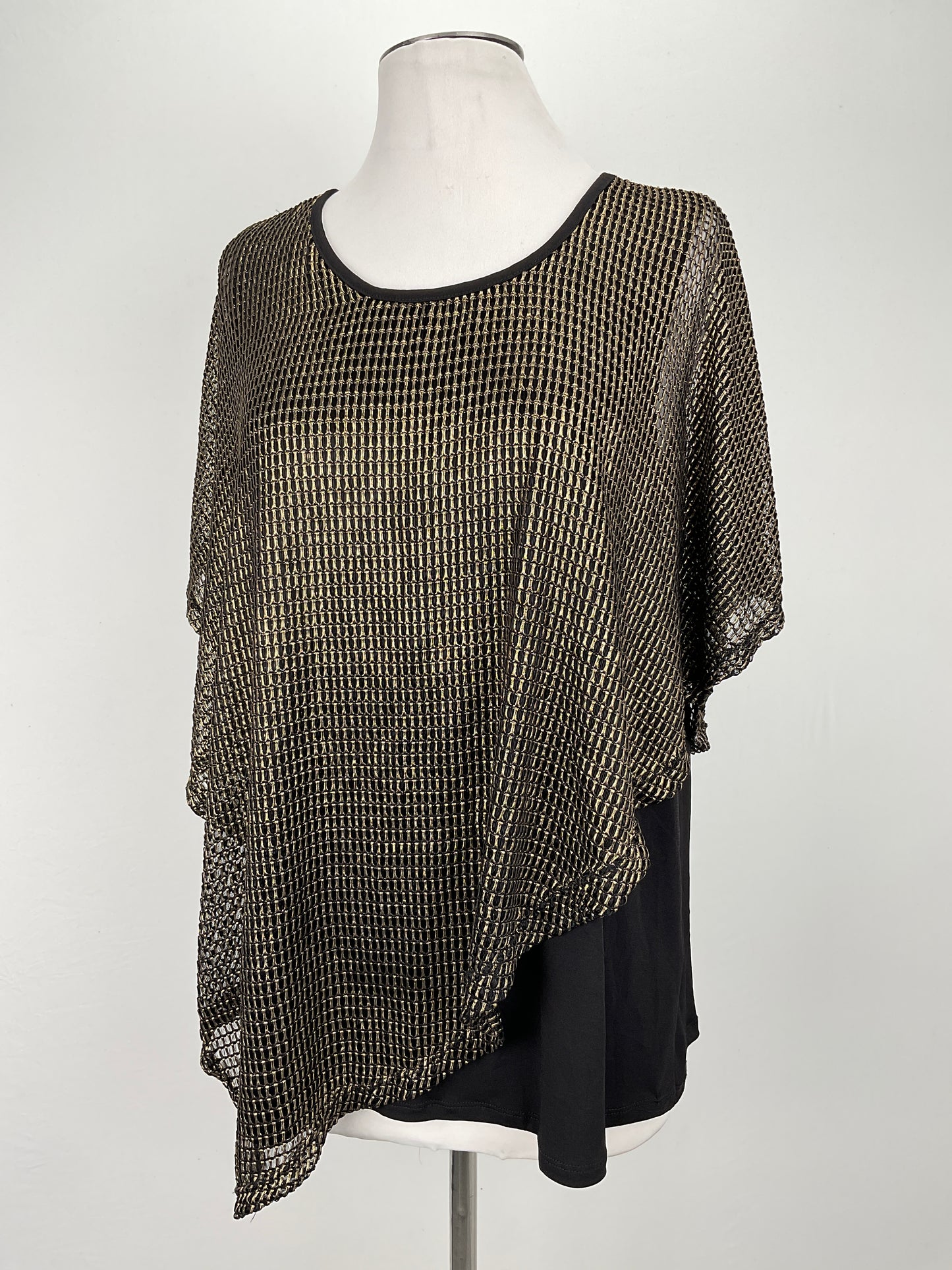 Blusa Dorado Time Line
