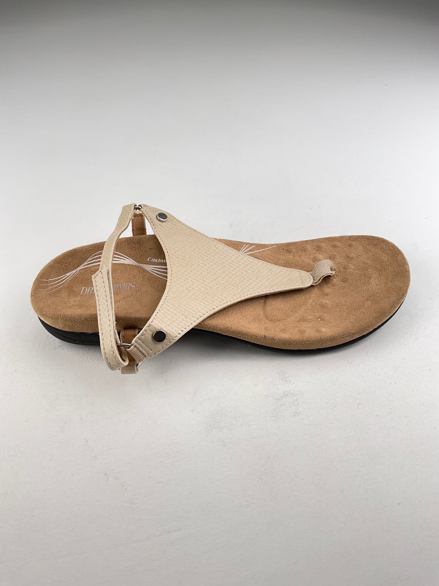 Sandalia Crema Dream Pairs