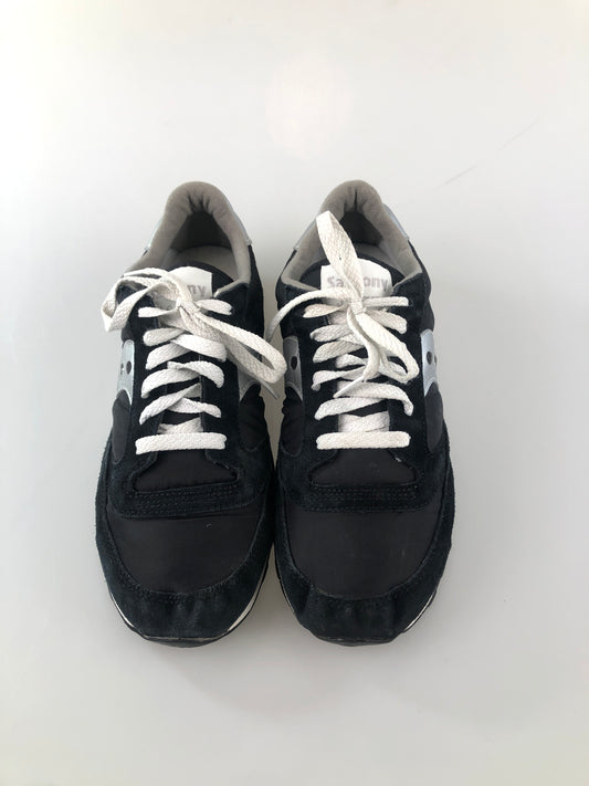 Tenis Negro Deportivo Sau cony
