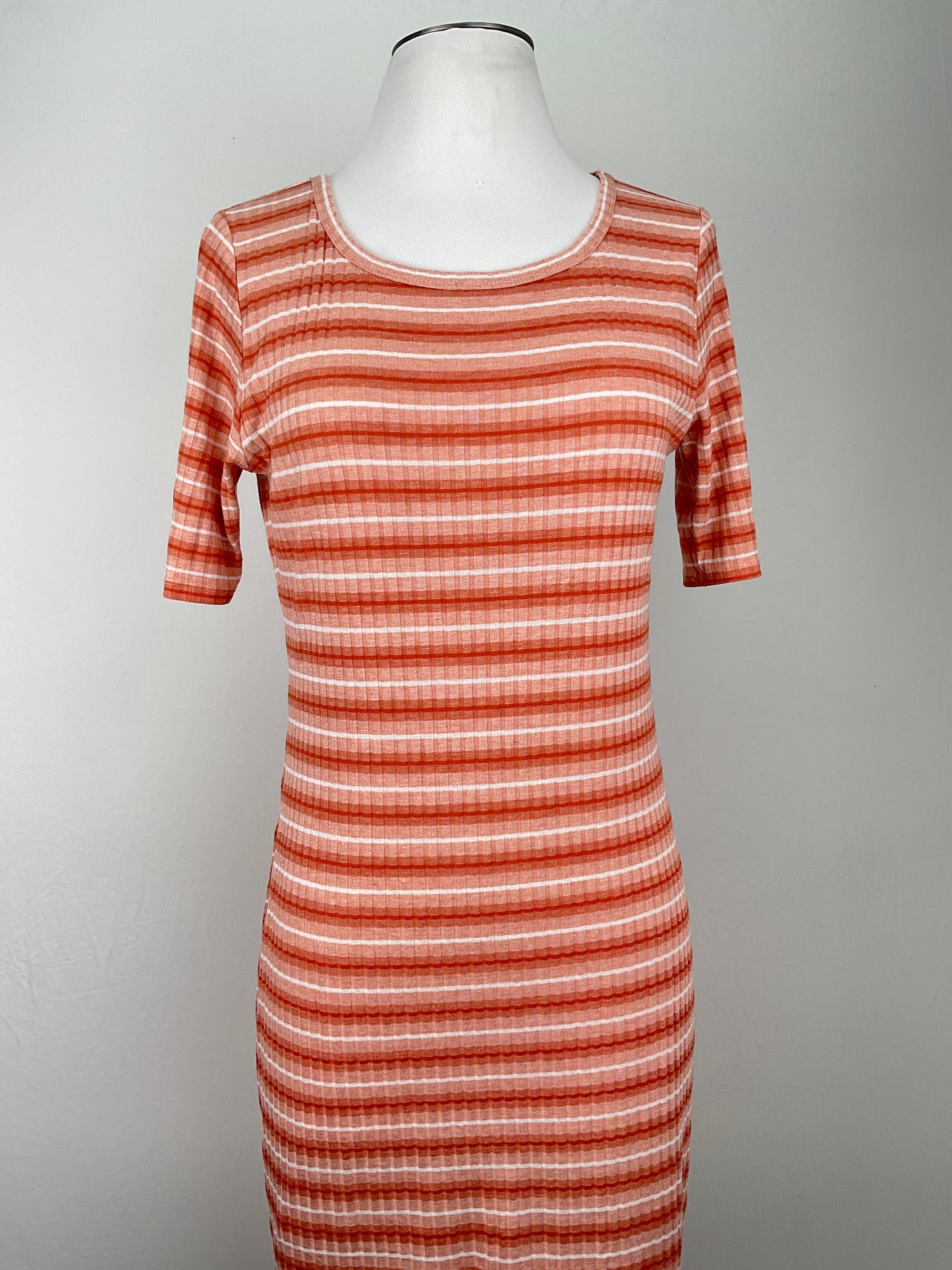 Vestido Naranja de Rayas Lula Roe