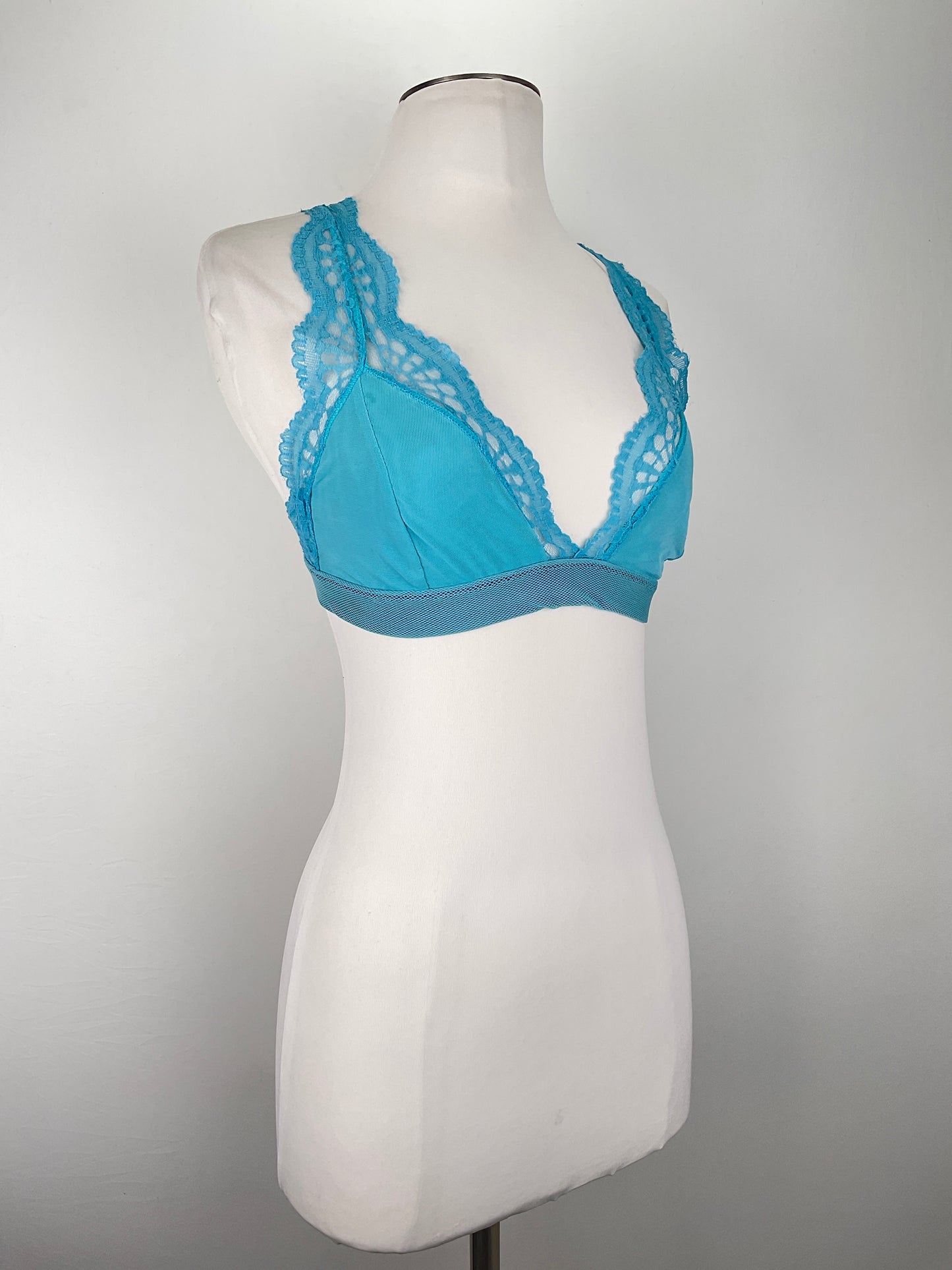 Blusita Azul claro  Floral French ffair
