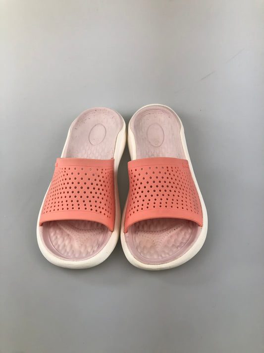 Sandalia Naranja Crocs