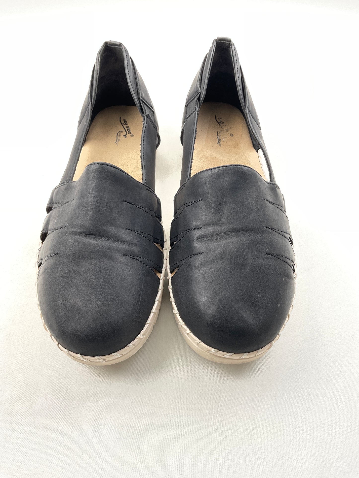 Zapatilla negro Easy strict..