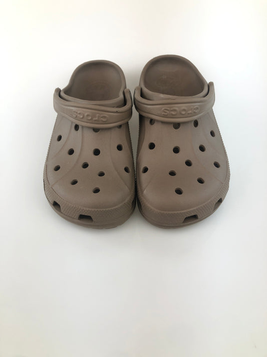 Sandalia Marron crocs
