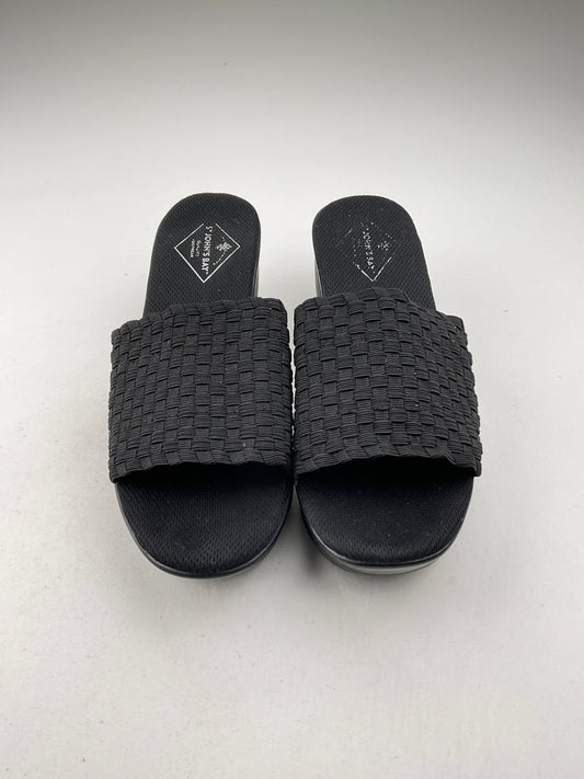 Zapatilla Negro Plataforma St John’s Bay