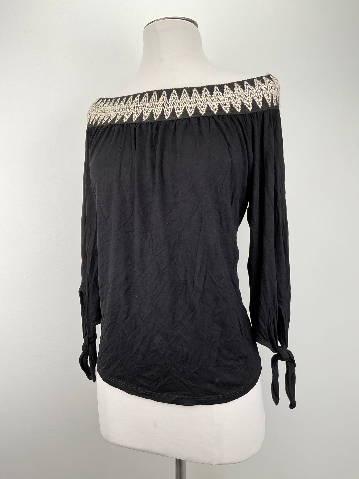 Blusa Negro Pebble and Stone