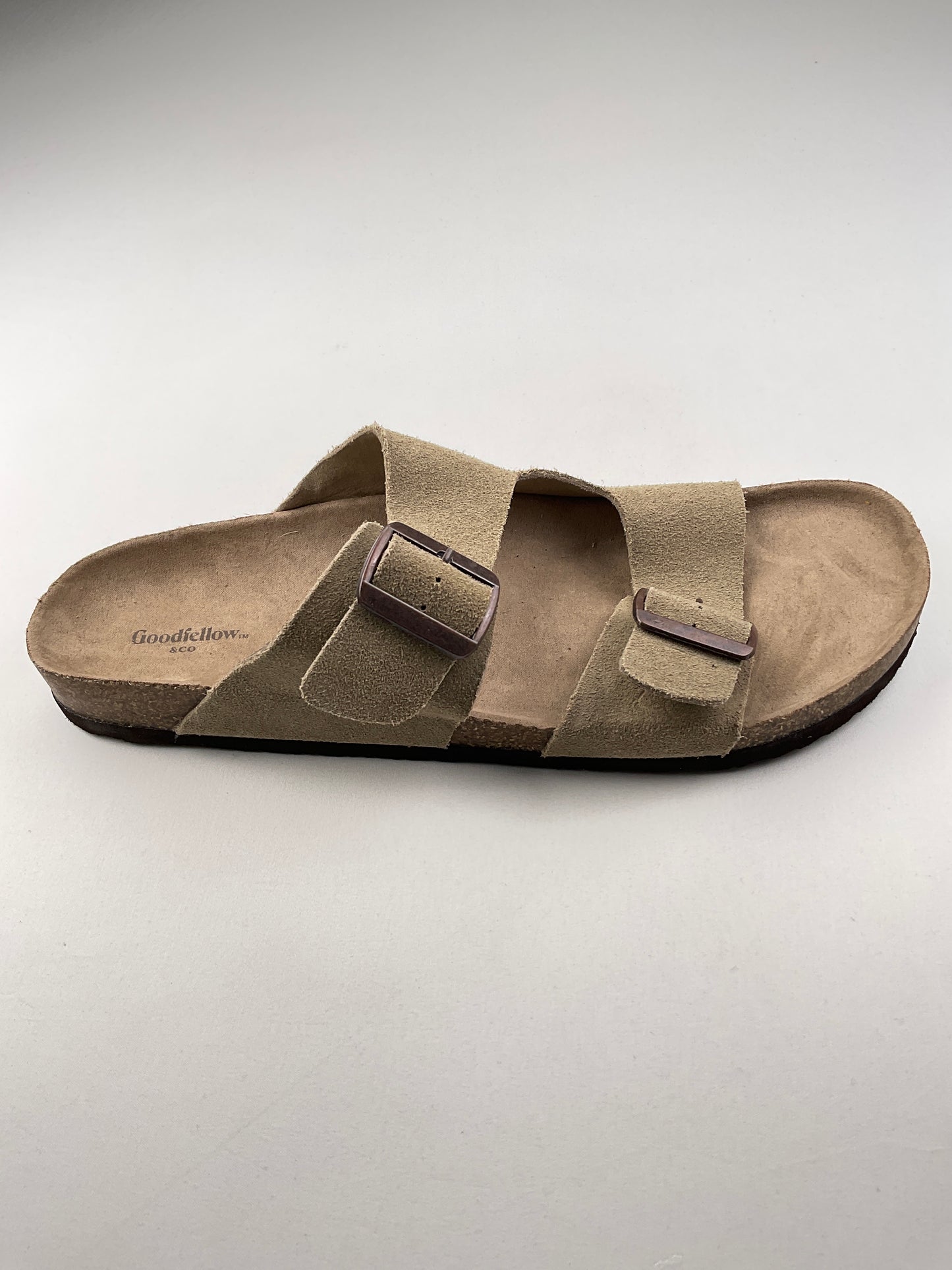 Sandalia Crema Goodfellow co