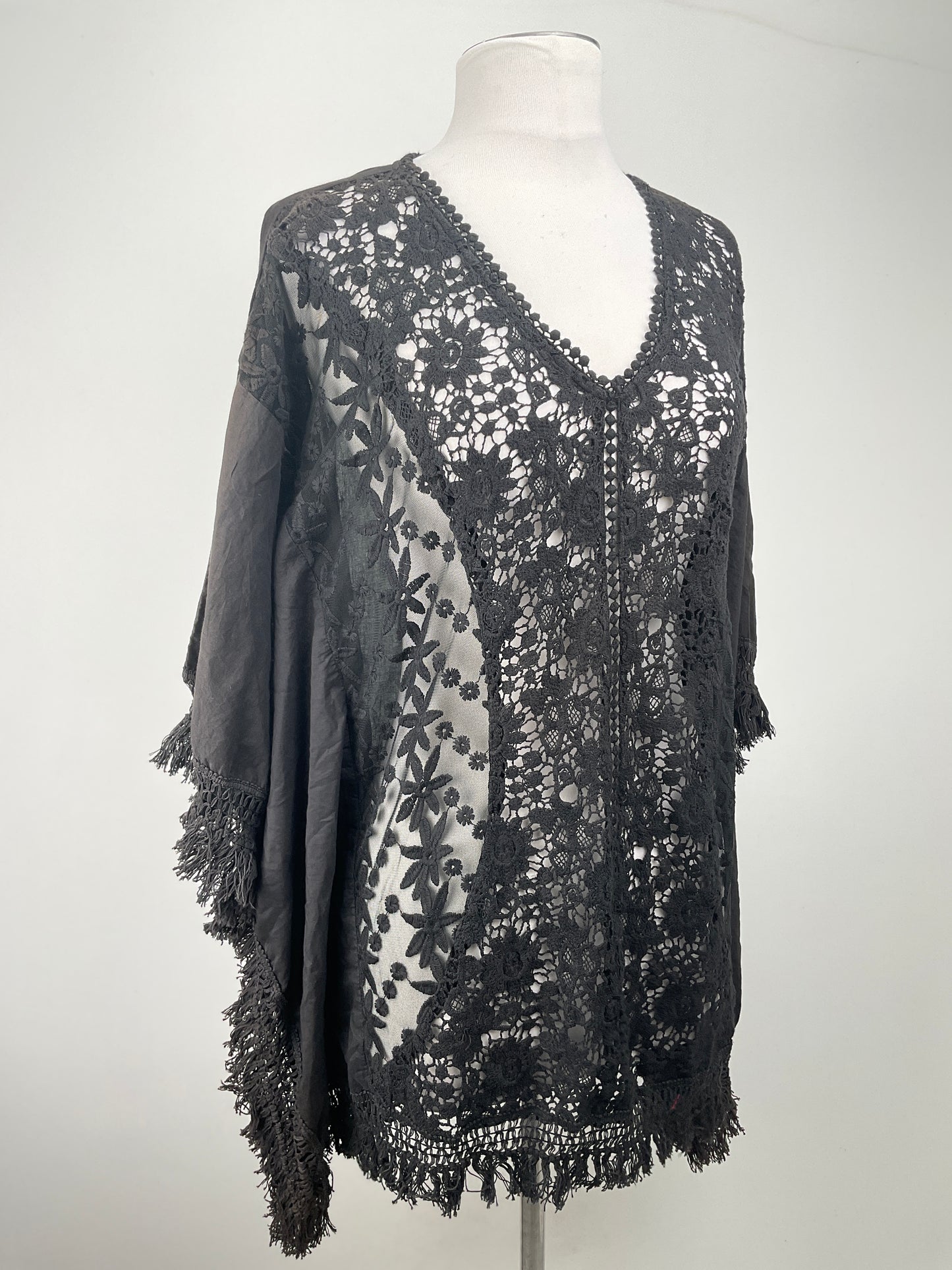 Blusa Negro Floral David Jeffery