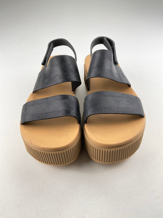 Zapatilla Negro Plataforma Reef