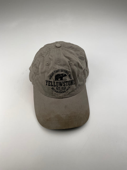 Gorra Gris Yellowstone