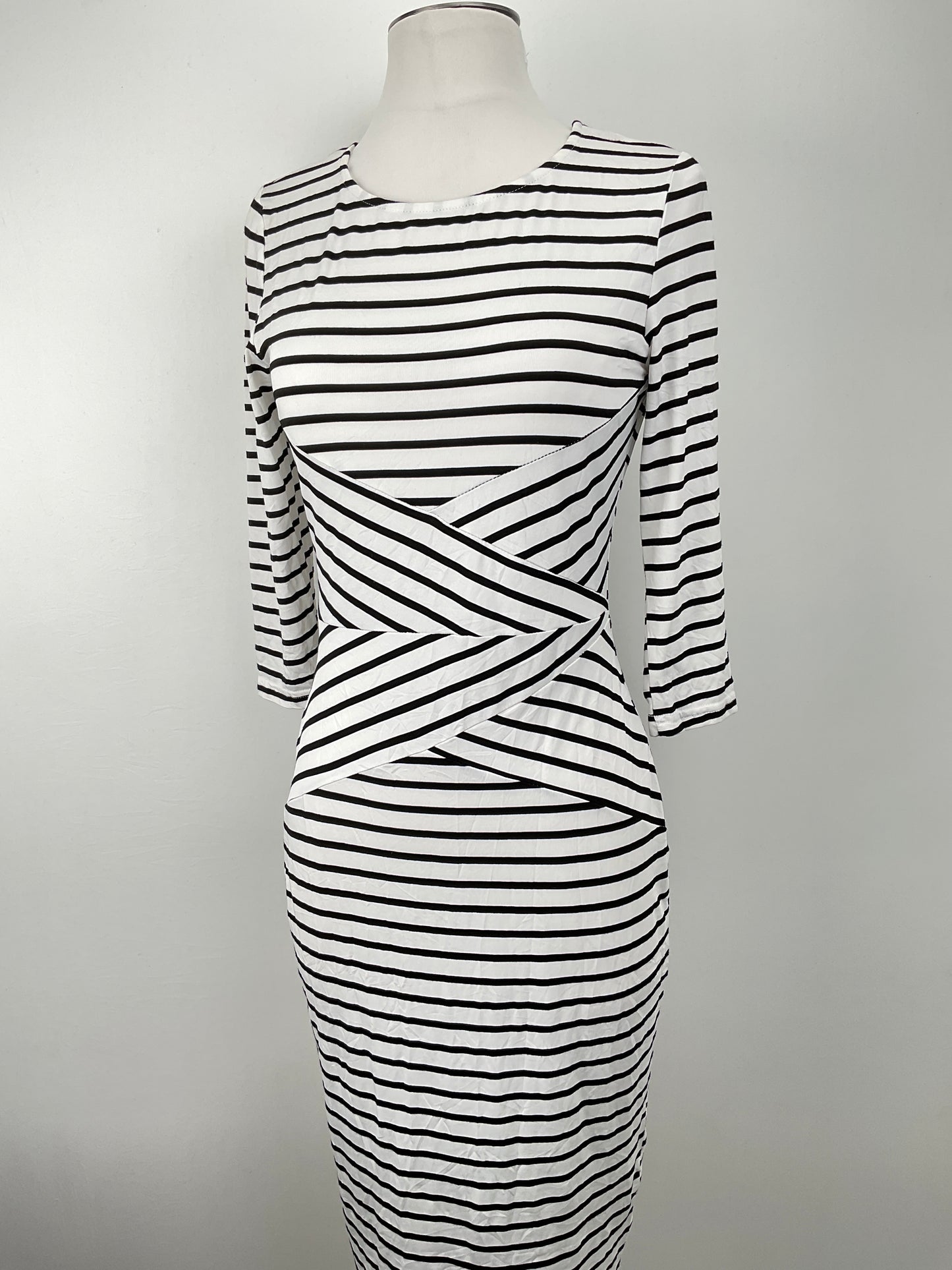 Vestido Blanco de Rayas Rephyllis