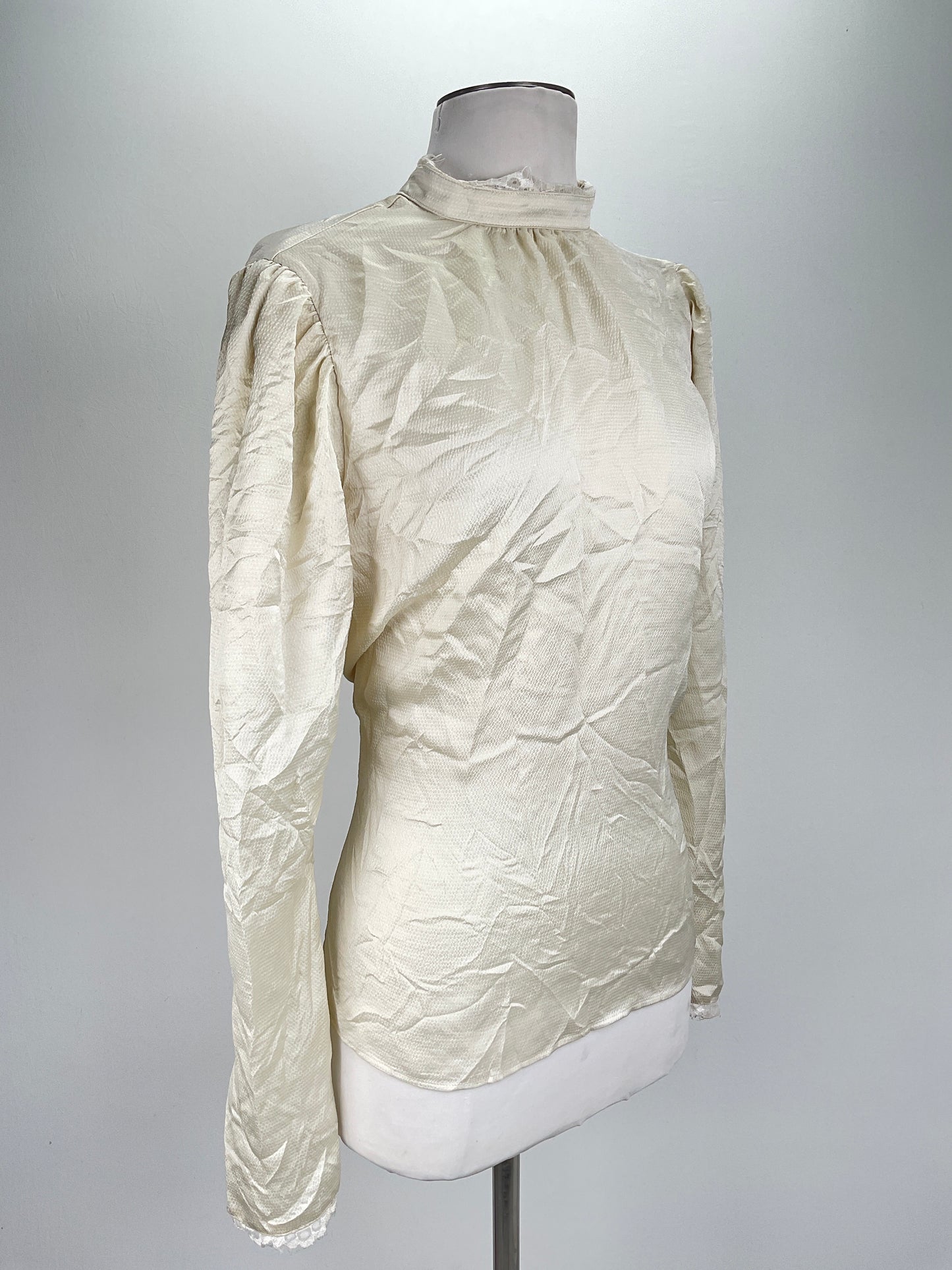 Blusa Crema  Express