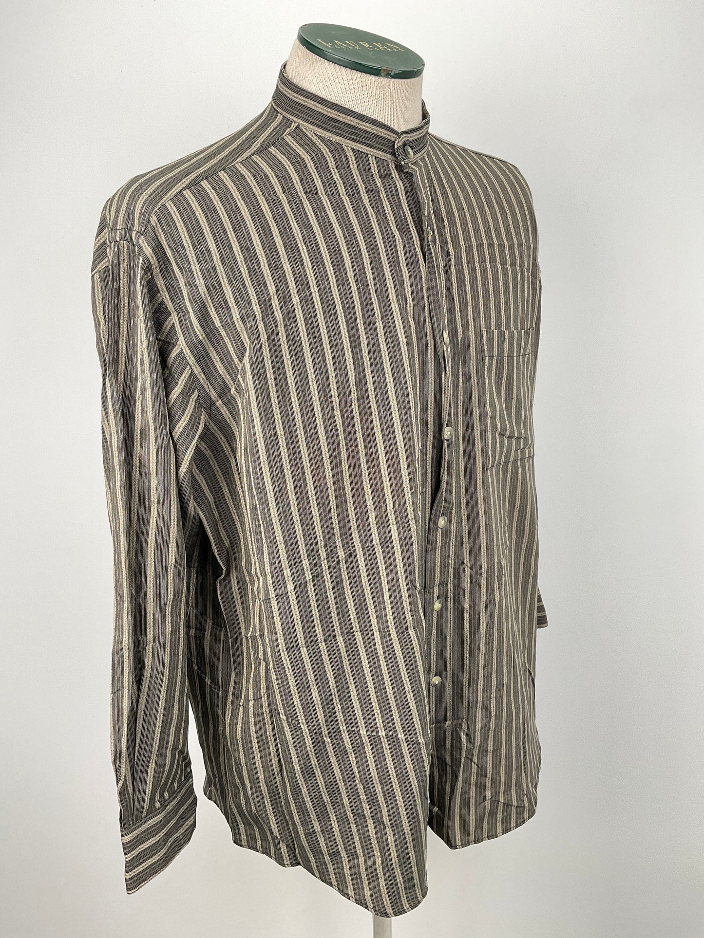 Camisa Marron de Rayas Pierre Cardin