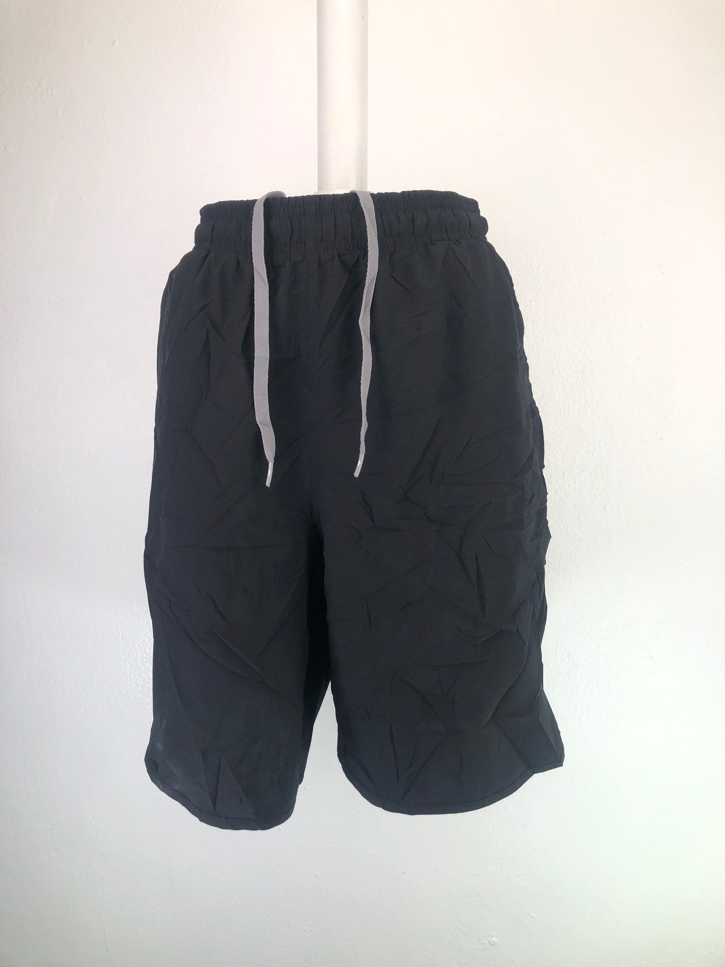 Short Negro Under Amour