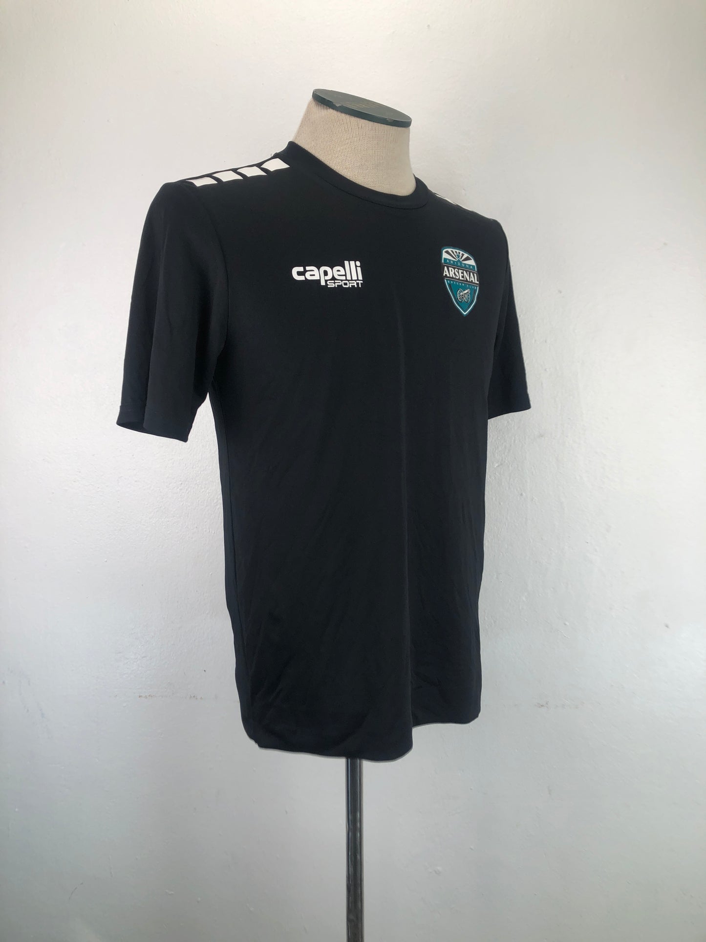 Camiseta Negro Deportivo Capelli